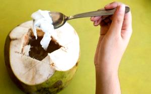 Quantas calorias em 1 Xícara (80,0 G) Polpa de coco?