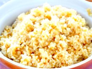 Quantas calorias em 100 G Bulgur (Cozido)?