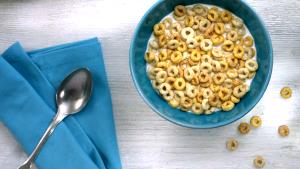 Quantas calorias em 100 G Cereal?