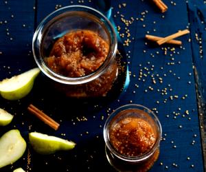 Quantas calorias em 100 G Chutney De Pera E Mostarda?