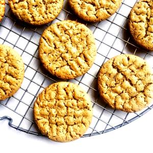 Quantas calorias em 100 G Cookie de Manteiga de Amendoim?