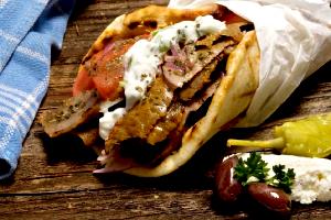 Quantas calorias em 100 G Gyro de Carne de Vaca?