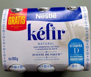 Quantas calorias em 100 g Kefir?