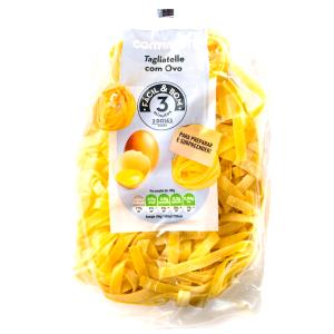 Quantas calorias em 100 g Tagliatelle Massa de Ovos?