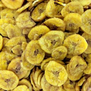 Quantas calorias em 100 Gramas Chips de banana-da-terra?