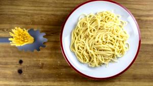 Quantas calorias em 100 Gramas Espaguete integral, seco?