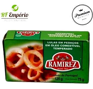 Quantas calorias em 3 colheres sopa (60 g) Polvo em Pedaços em Óleo Comestível Temperado?