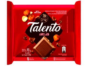 Quantas calorias em 4 quadradinhos (25 g) Chocolate Talento Creme de Avelã?