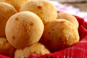 Quantas calorias em 4 unidades (60 g) Pão de Queijo?