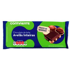 Quantas calorias em 5 quadrados (25 g) Chocolate Ao Leite com Avelãs?