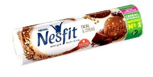 Quantas calorias em 6 biscoitos (30 g) Nesfit Cacau & Cereais?